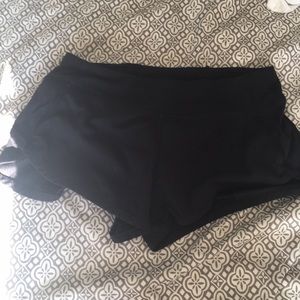 lulu lemon ivivva black speedy shorts